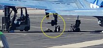 B17-onjack.jpg B17-onjack.jpg