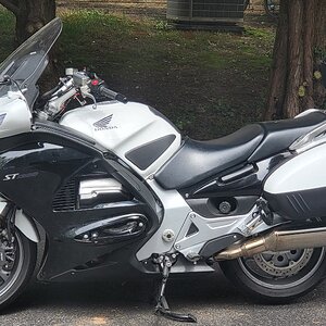 ST-1300PA